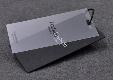 Recyled는 서리로 덥은 PVC 꼬리표를 가진 관례에 의하여 인쇄된 걸림새 꼬리표 크기 4.8 × 10cm를 검게 합니다 협력 업체